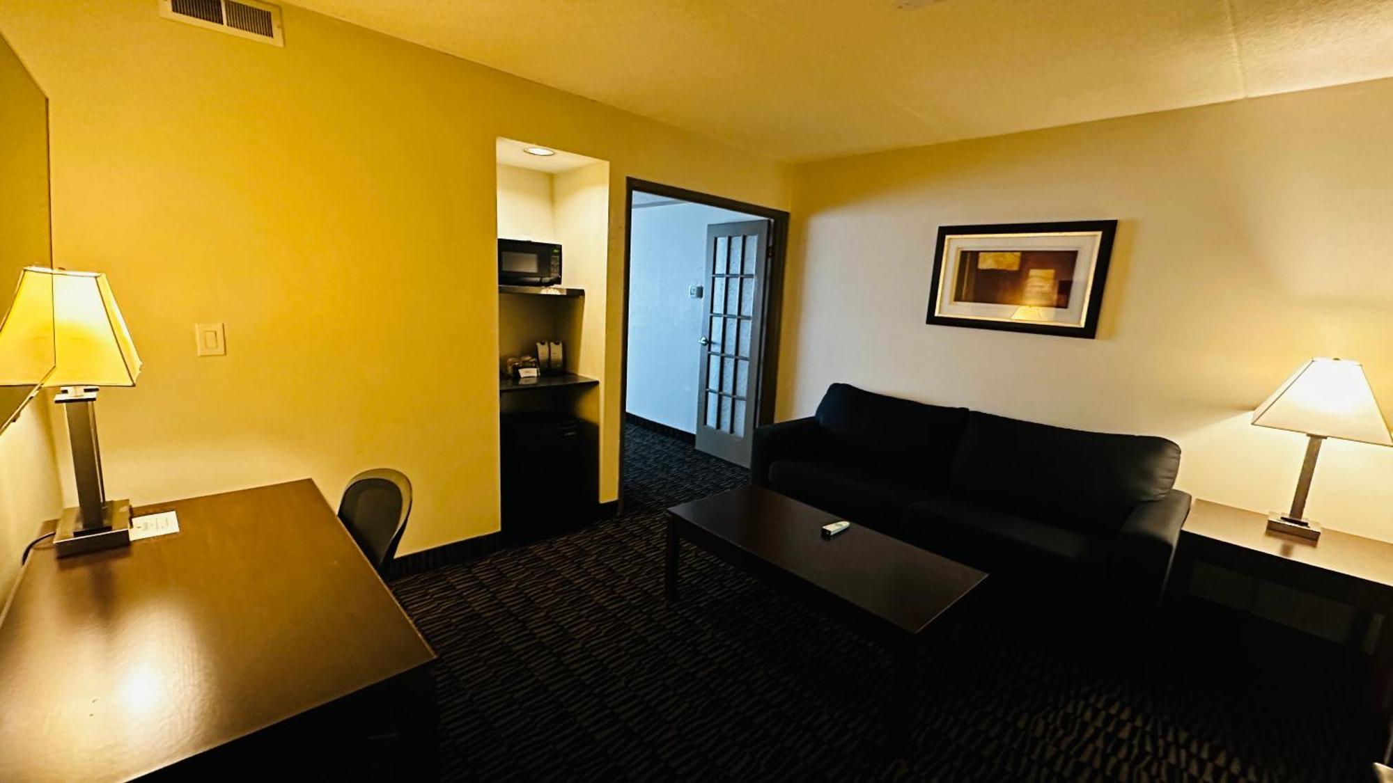 Ramada Plaza By Wyndham Niagara Falls Exterior photo